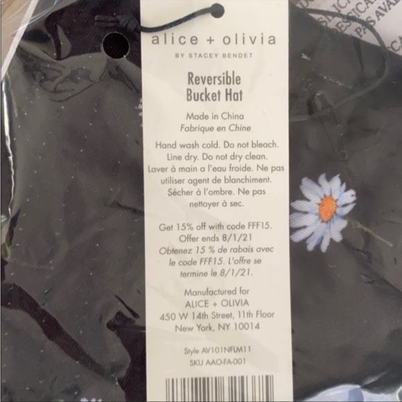 Alice & Olivia Reversible Bucket Hat NWT - Picture 6 of 7